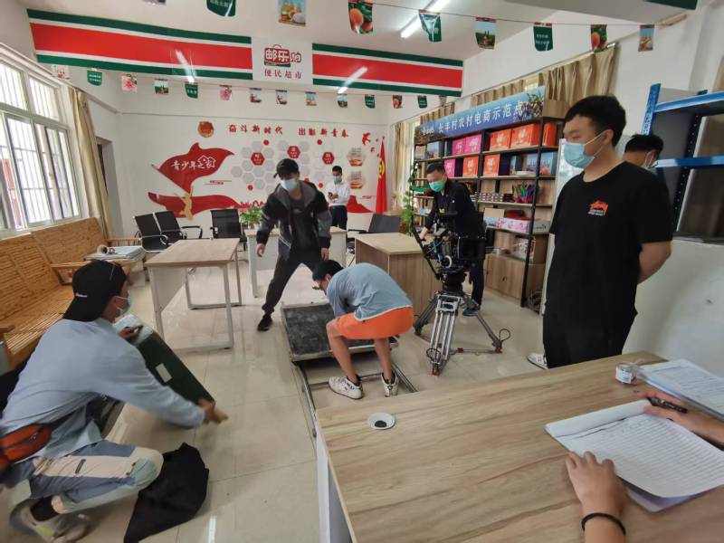 一支视频激活品牌生命力｜茂县产品视频拍摄公司的创意魔法秀